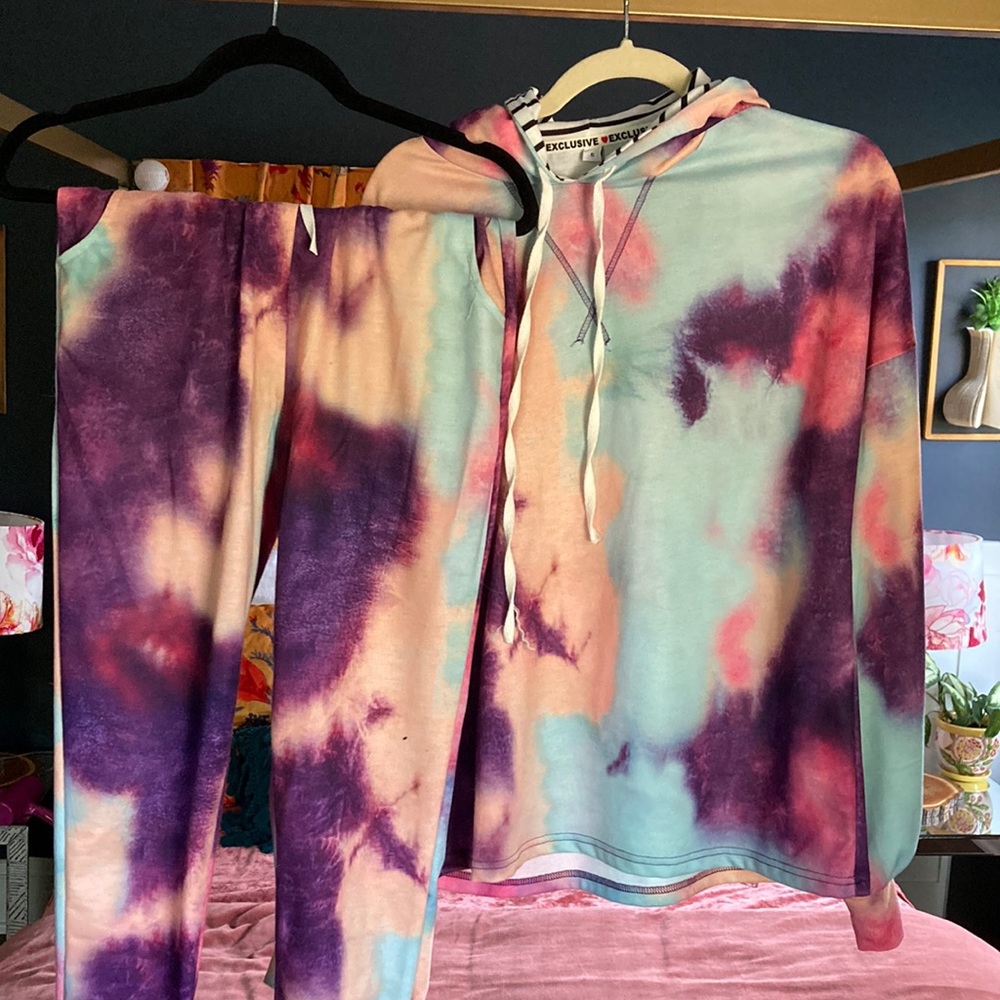 Tie dye sweat shirt and jogger
